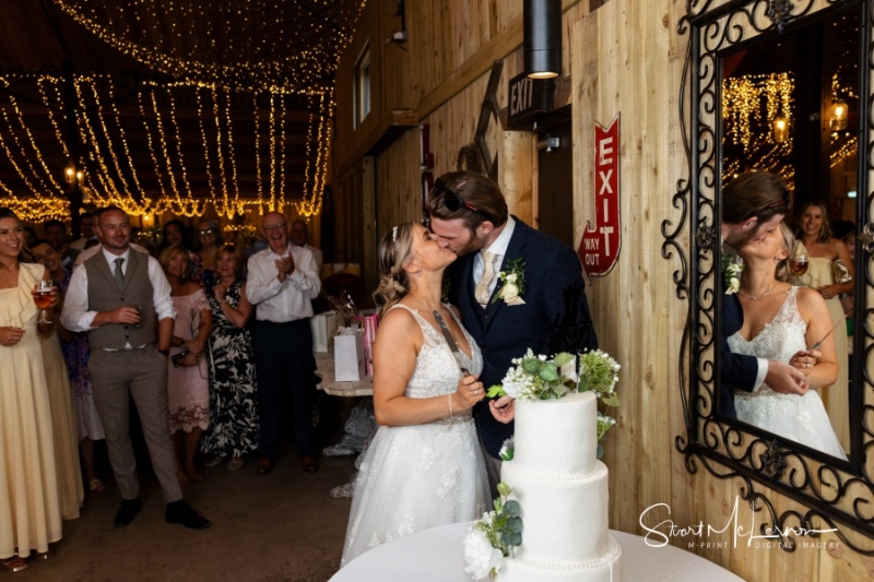 Cake cut