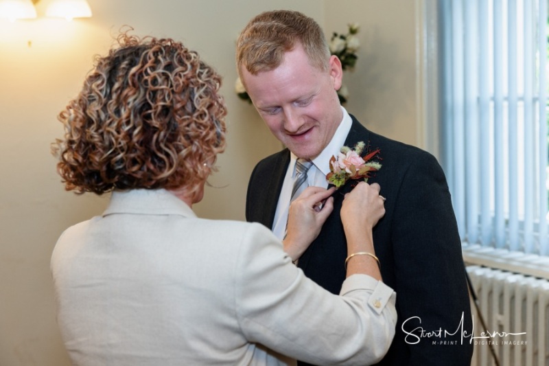 Fixing the buttonhole