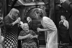 A chat with the guests