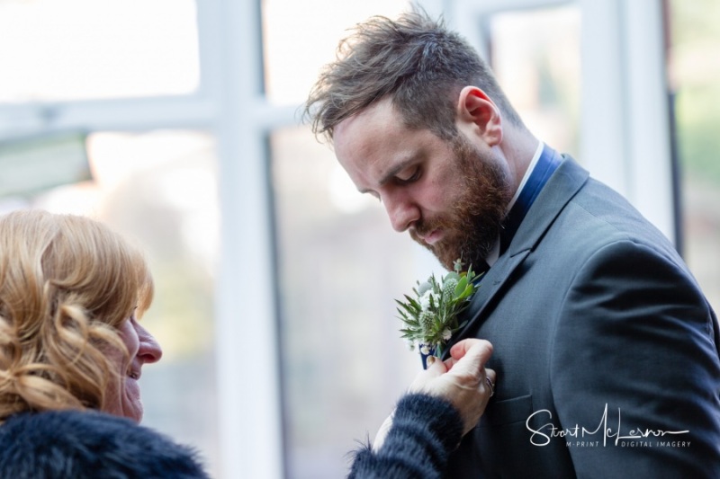 Fixing the buttonhole