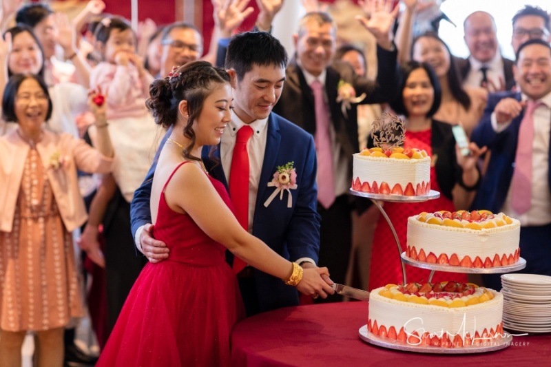 Cutting the cake