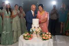 Cake cut