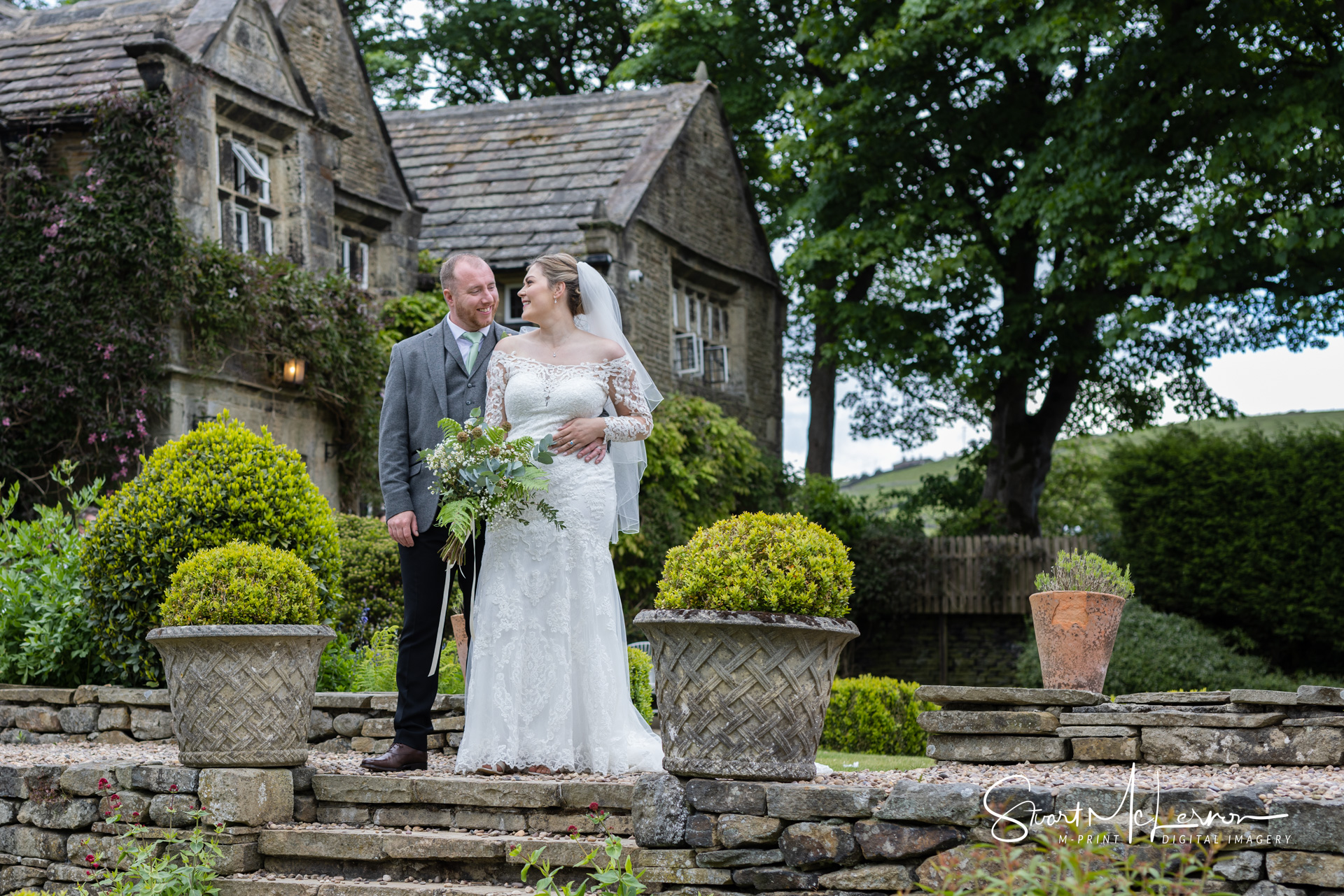 Wedding – Steph and Matt at Holdsworth House